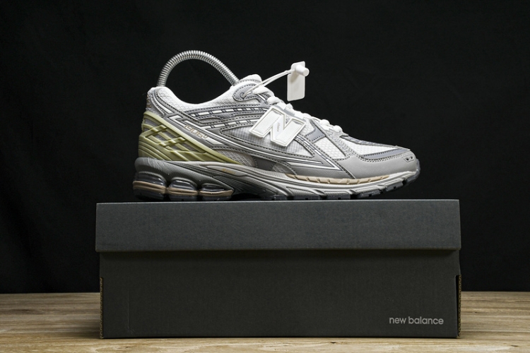  New Balance 1906 M1906NB