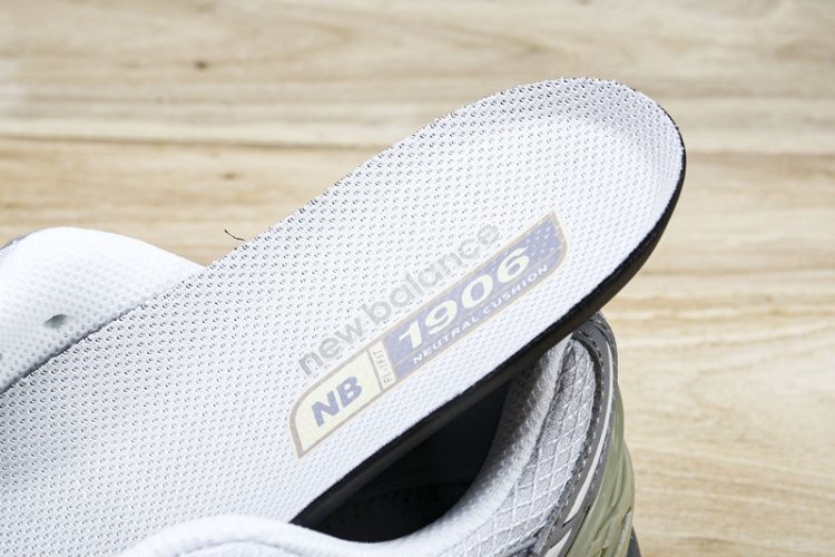  New Balance 1906 M1906NB