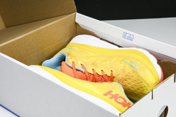 Hoka Clifton 9 1127895 PFMZ 