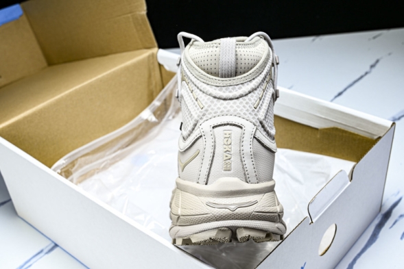 Hoka Tor Ultra Hi Gore-Tex 1129958 STPST 