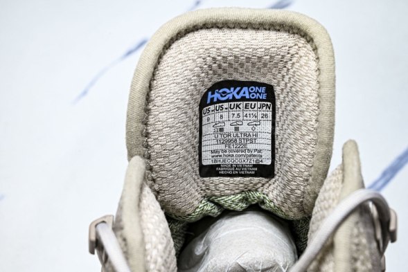 Hoka Tor Ultra Hi Gore-Tex 1129958 STPST 