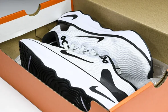 Nike Motiva DV1238-004 