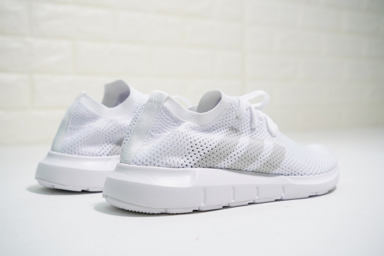 Adidas Originals Swift Run Primeknit CQ2892