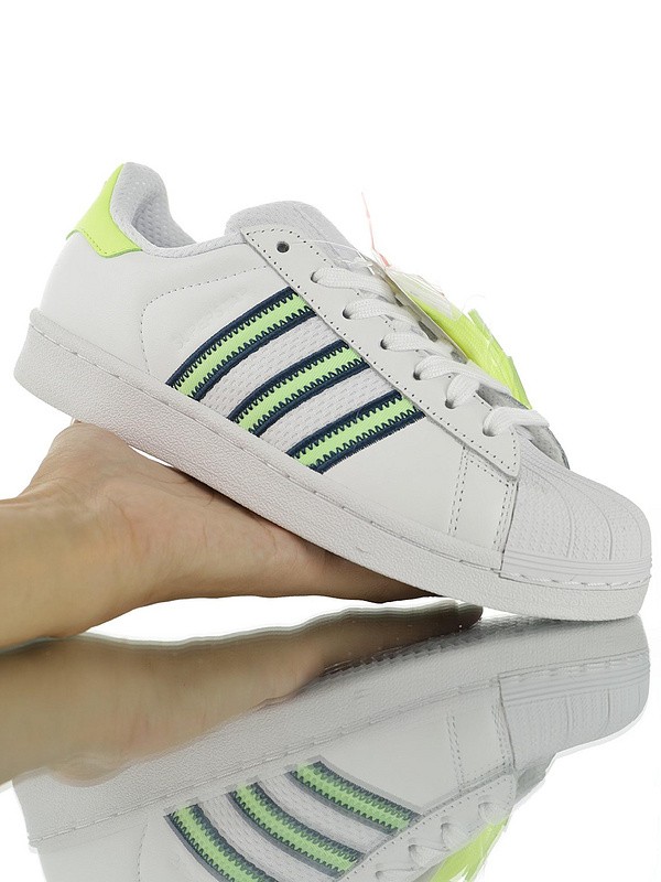 Adidas Superstar W