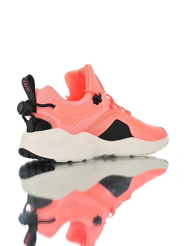 Nike Air Huarache City Move Low 