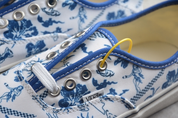 Vans Authentic VN0A5HYPAXV 