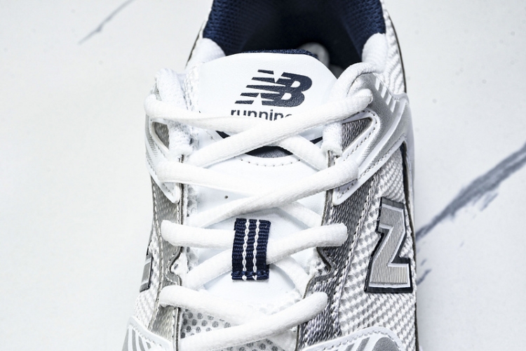  New Balance 530 MR530SG
