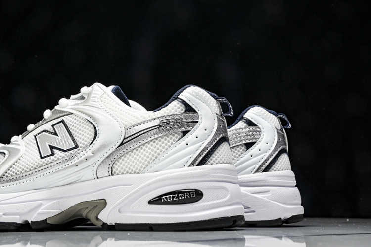  New Balance 530 MR530SG