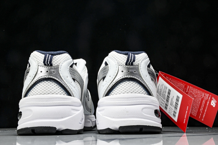  New Balance 530 MR530SG