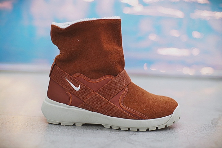 NIKE WMNS GOLKANA BOOT 862513-203