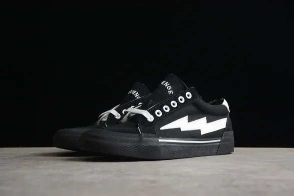 Vans Revenge x Storm 2.0  