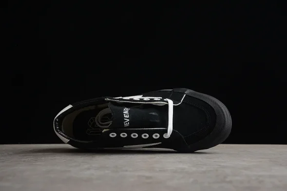 Vans Revenge x Storm 2.0  