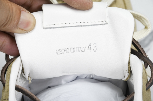 MiuMiu x New Balance 530 5E964D 