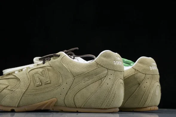 MiuMiu x New Balance 530 5E964D 
