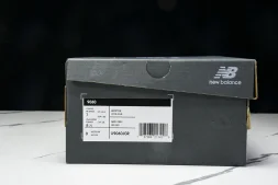 New Balance 9060 U9060JGR