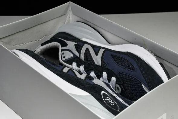 New Balance NB990 M990NV6 