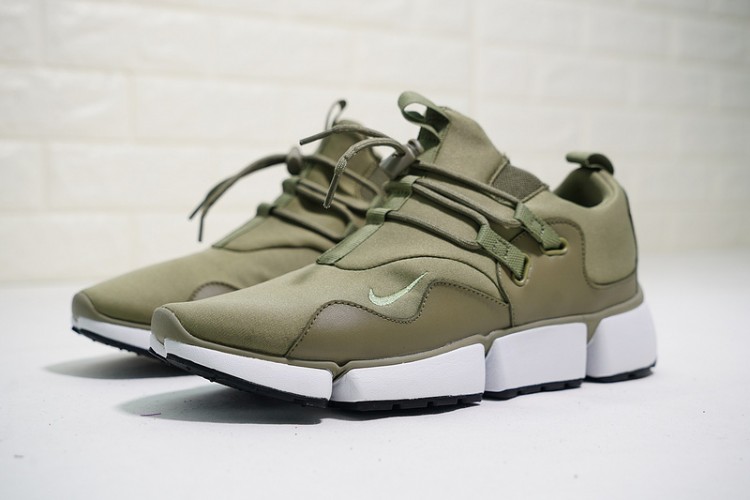 NikeLAB Pocket Knife DM 898033-200