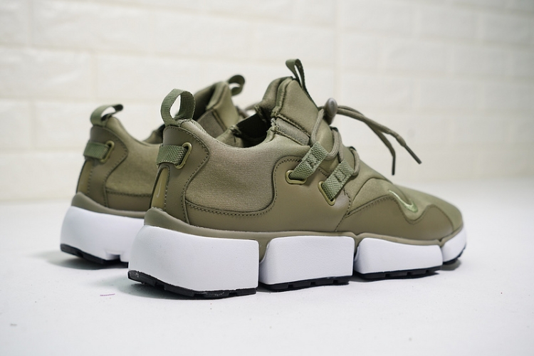 NikeLAB Pocket Knife DM 898033-200