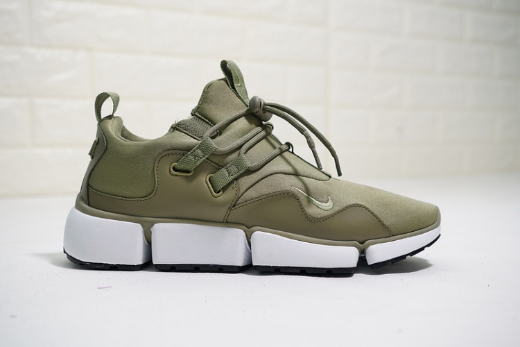 NikeLAB Pocket Knife DM 898033-200