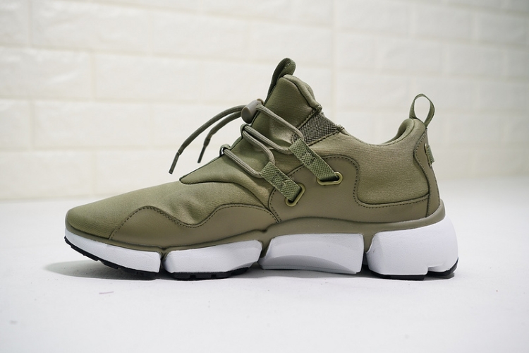 NikeLAB Pocket Knife DM 898033-200