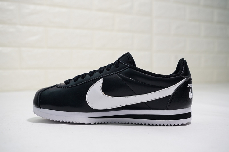 Nike Classic Cortez Premium Mini Swoosh 807480-004