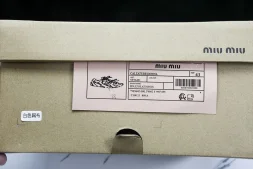 MiuMiu x New Balance 530 5E964D