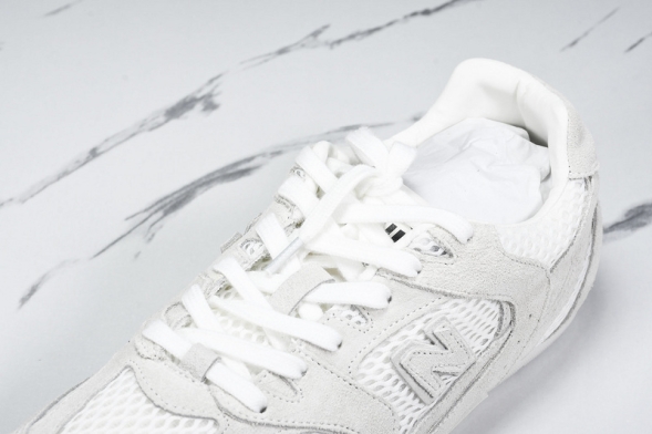 MiuMiu x New Balance 530 5E964D 