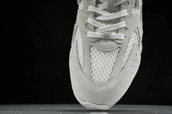 MiuMiu x New Balance 530 5E964D 