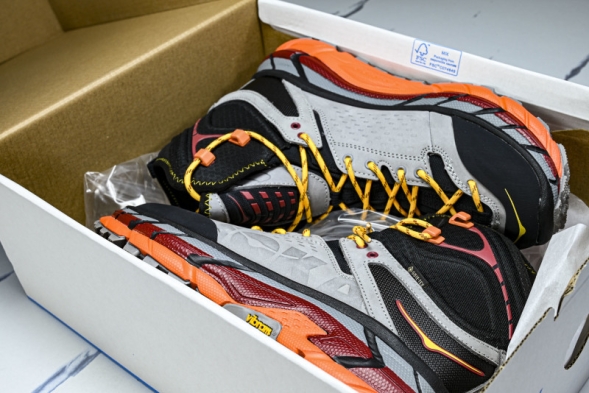 Hoka Tor Ultra Hi Gore-Tex 1129958 BCPPP 