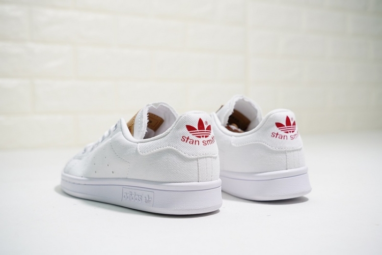 Levi's® x Adidas Originals Stan Smith  AD7999