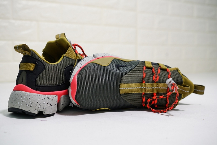 NikeLAB Pocket Knife DM 898033-300 