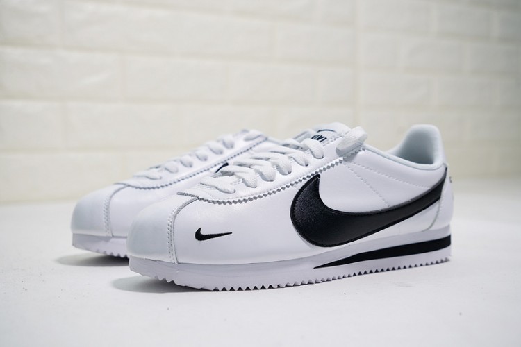 Nike Classic Cortez Premium Mini Swoosh 807480-008