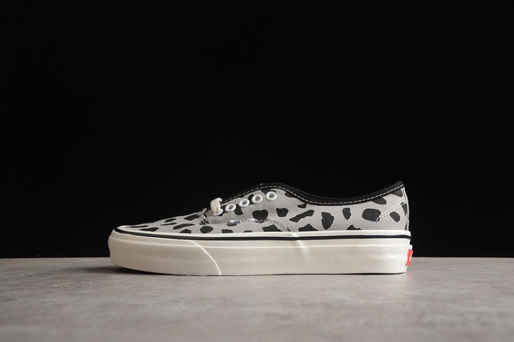 Vans Authentic x Wacko Maria VN0A4BV9GRY