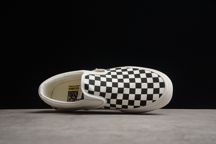 Vans Slip-On VR3 VN0007NC1KP