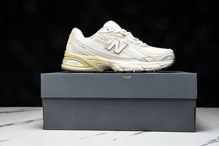  New Balance 740 U740PR2