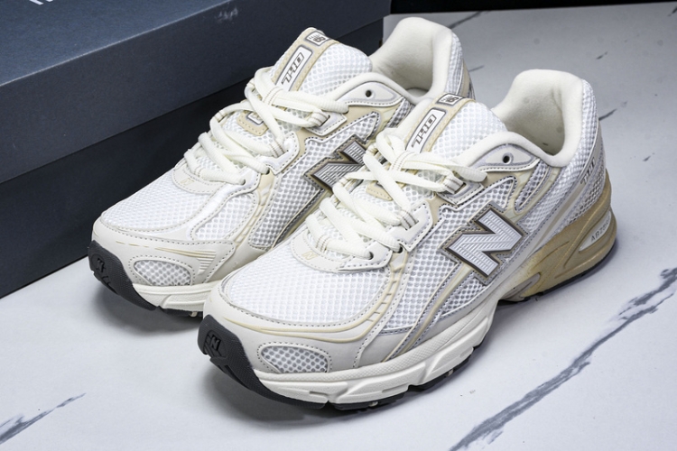  New Balance 740 U740PR2