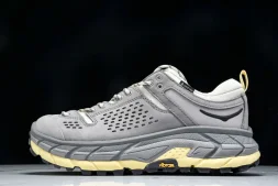 Hoka Tor Ultra Low 1130310 OKP