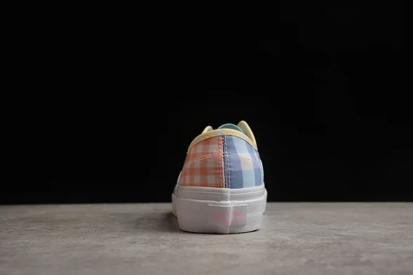 Vans Authentic VN0A5KRDASX 