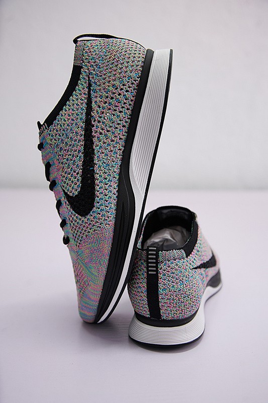 NIKE FLYKNIT TRAINER 526628-304