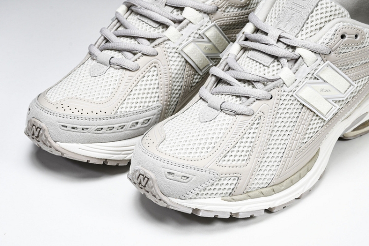 New Balance 1906 M1906RGR