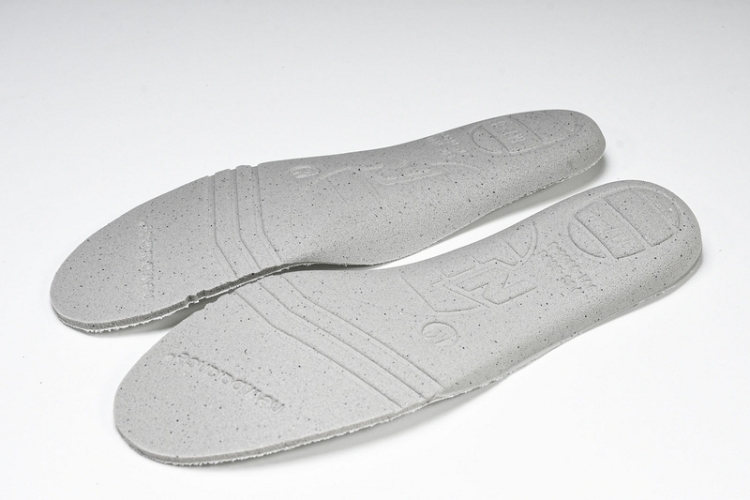  New Balance 1906 M1906RGR