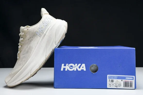 Hoka Clifton 9 1127896 SSEG 