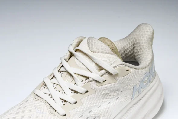 Hoka Clifton 9 1127896 SSEG 