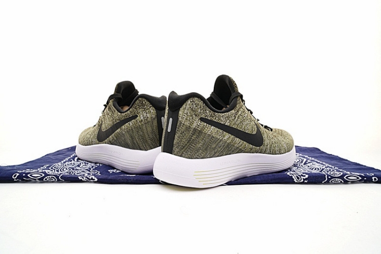 Nike LunarEpic Low Flyknit 2