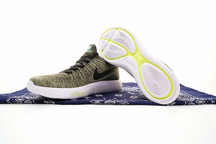 Nike LunarEpic Low Flyknit 2