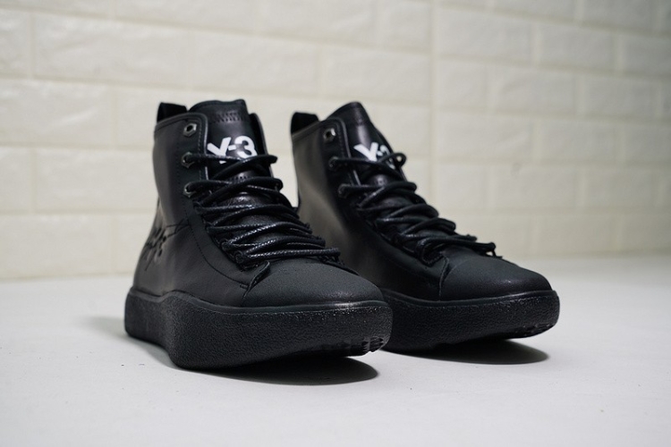  Y-3 Bashyo Trainer II Sneakers BC0915