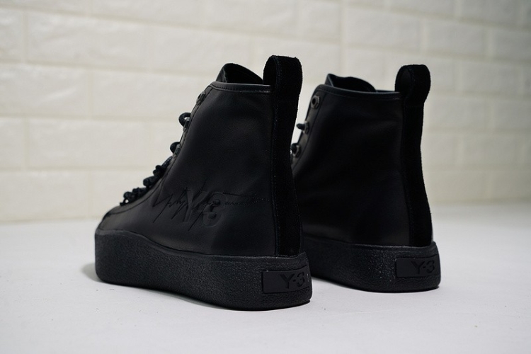  Y-3 Bashyo Trainer II Sneakers BC0915
