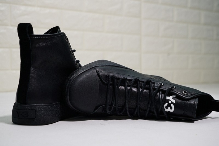  Y-3 Bashyo Trainer II Sneakers BC0915