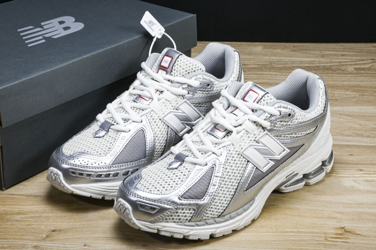  New Balance 1906 M1906RCB