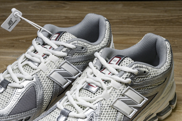  New Balance 1906 M1906RCB